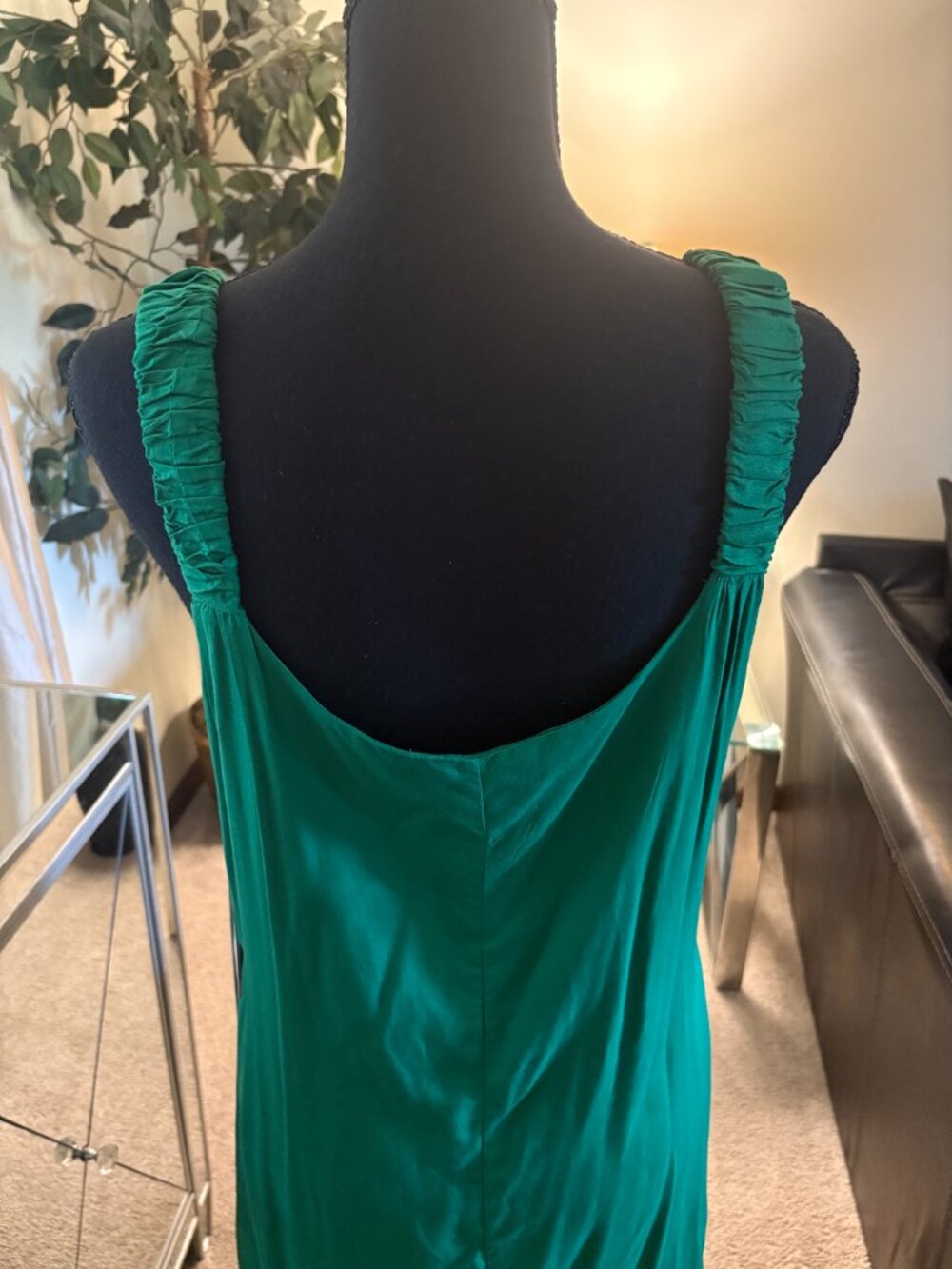 VINCE CAMUTO SLEEVELESS MAXI DRESS - Picture 4 of 7
